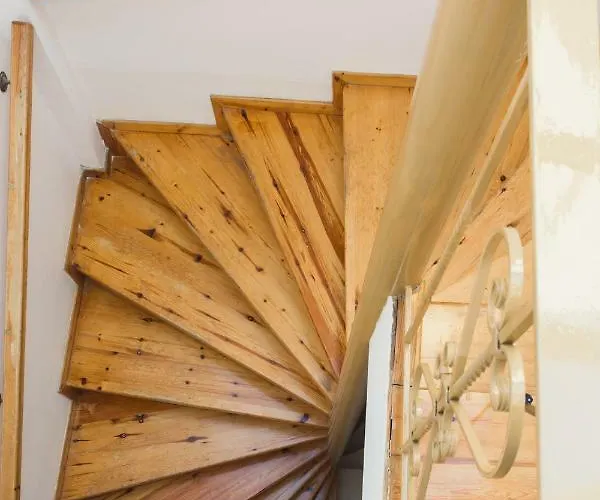 Daliani Cozy Apartment